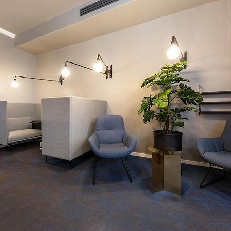 B-Hotel Dusseldorf Ngoại thất bức ảnh